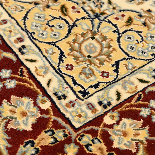 Modern Woolen Rug