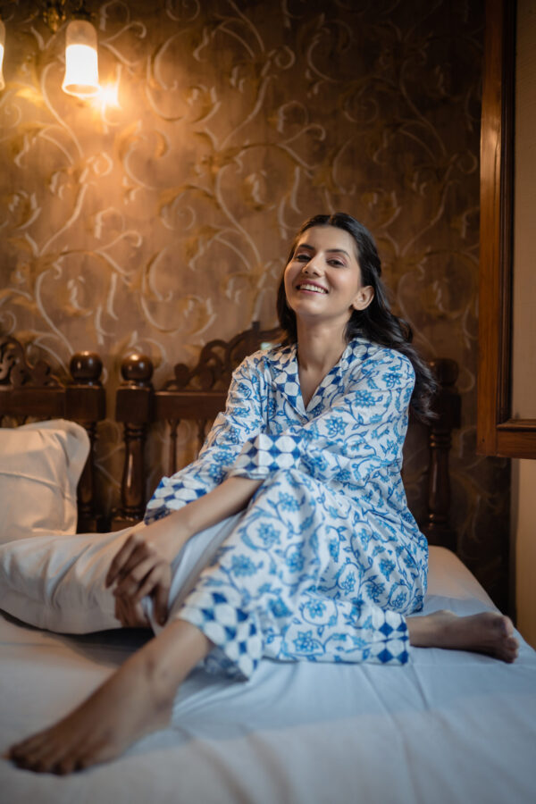 Blue Neelam Pj